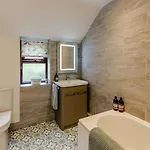 2 Bed In Oc-88051