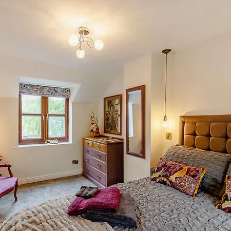 Holiday home 2 Bed In 88051 Ripon