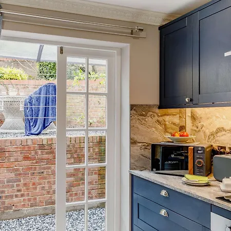 2 Bed In 88051 Ripon
