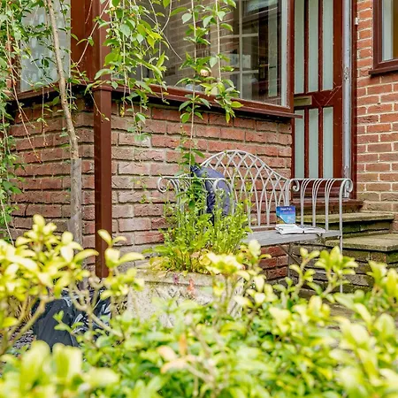 2 Bed In 88051 Ripon