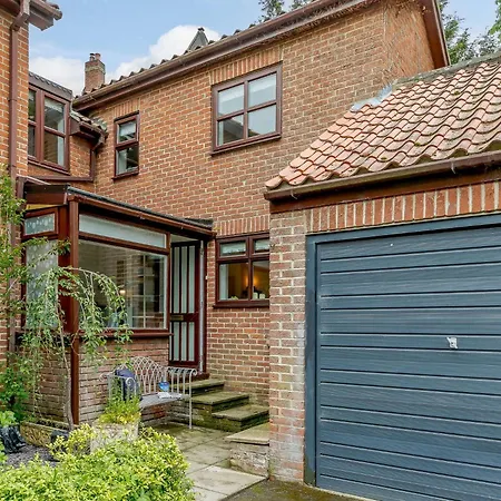 2 Bed In 88051 Ripon