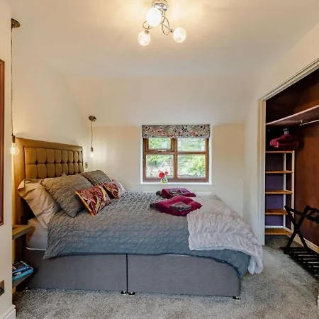 2 Bed In Oc-88051