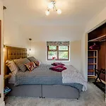 2 Bed In Oc-88051 Dom wakacyjny *