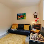 2 Bed In Oc-88051 * Ripon