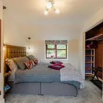 2 Bed In Oc-88051